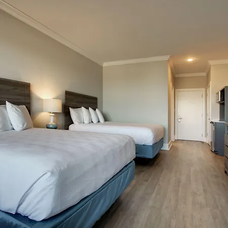 Islander Hotel & Resort-2